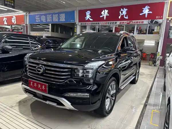 GAC Trumpchi GS8 2017