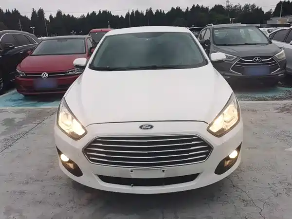 Ford Escort 2017