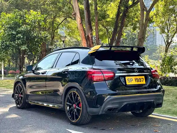 Mercedes-Benz GLA AMG 2018