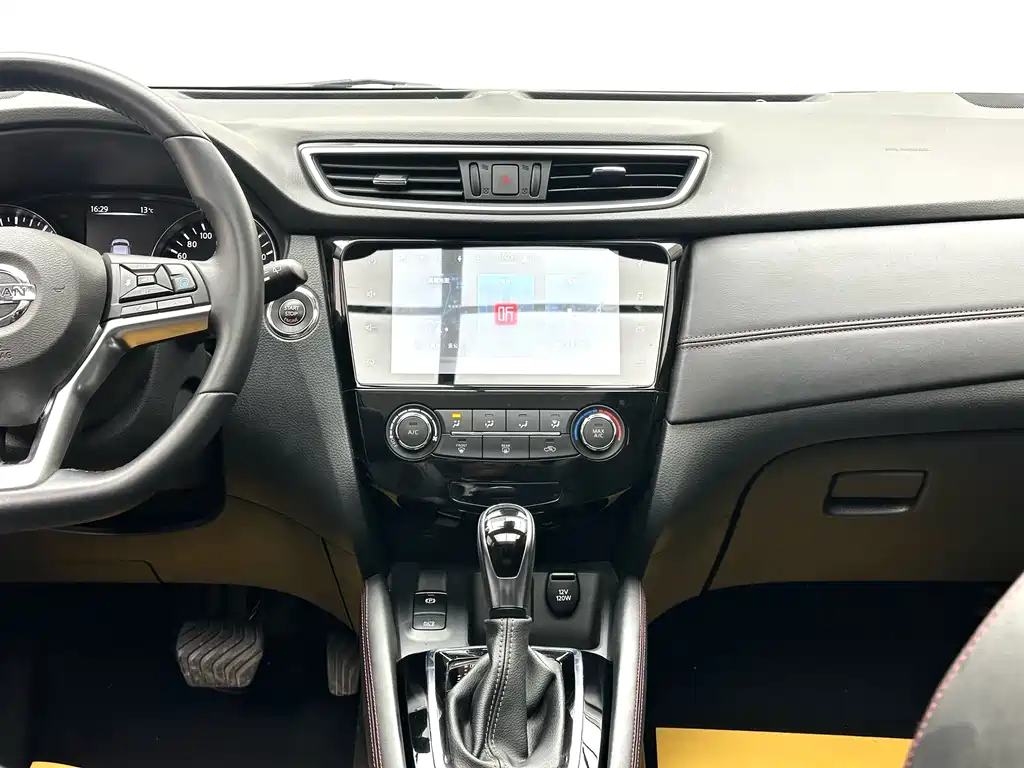 Nissan Qashqai 2021 — фото 10