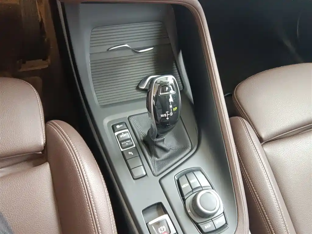 BMW X1 2020 — фото 14