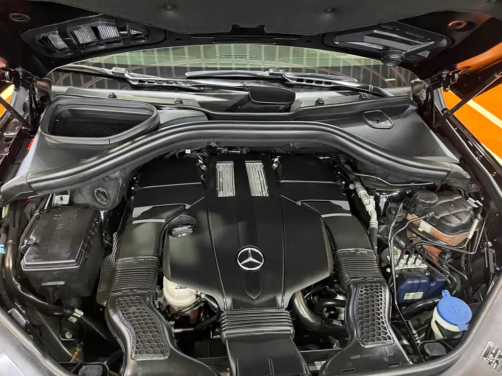 Mercedes-Benz GLE 2016 — фото 21
