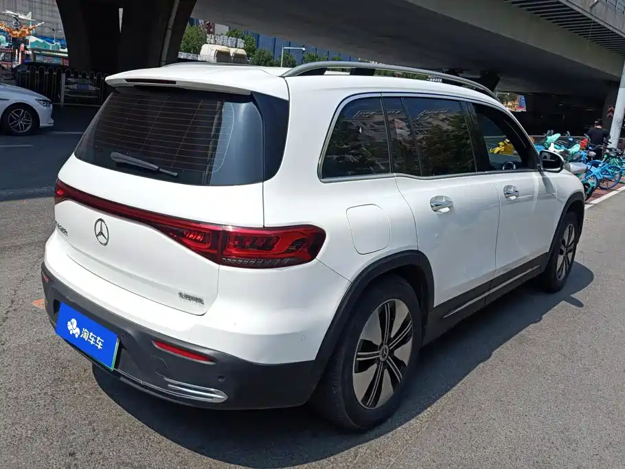 Mercedes-Benz EQB 2023