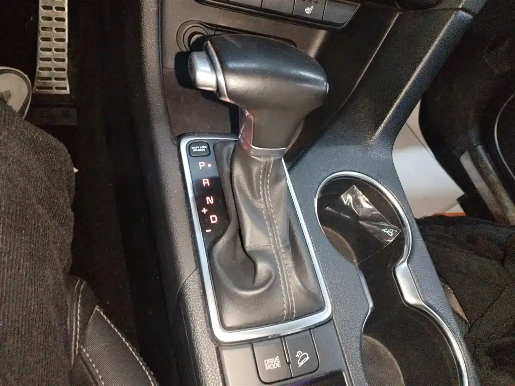 Kia KX5 2017 — фото 10