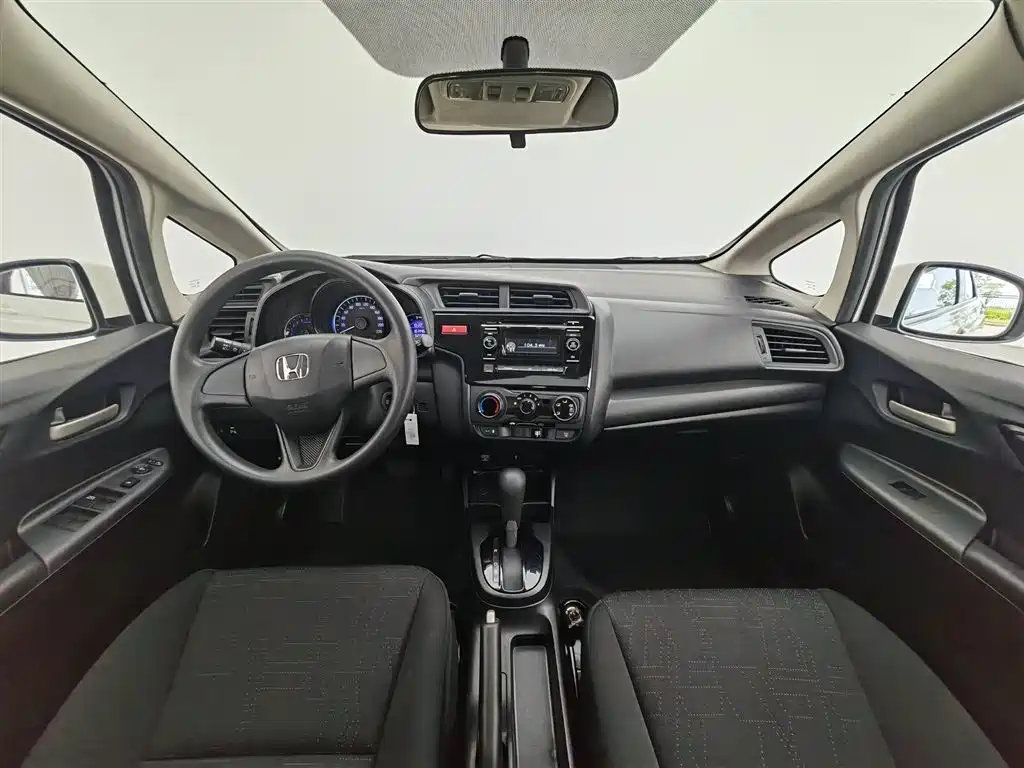 Honda Fit 2016 — фото 5