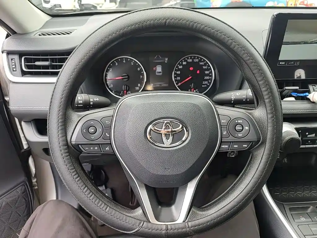 Toyota Wildlander 2025 — фото 11