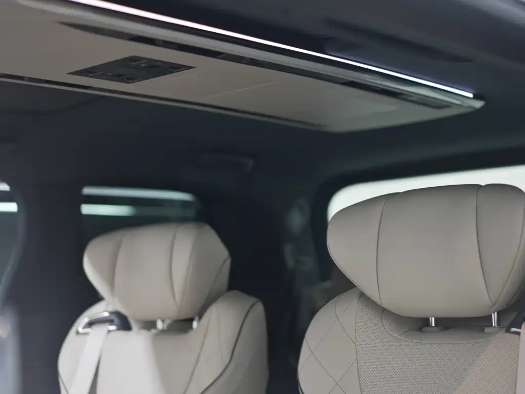 Toyota Vellfire — фото 11