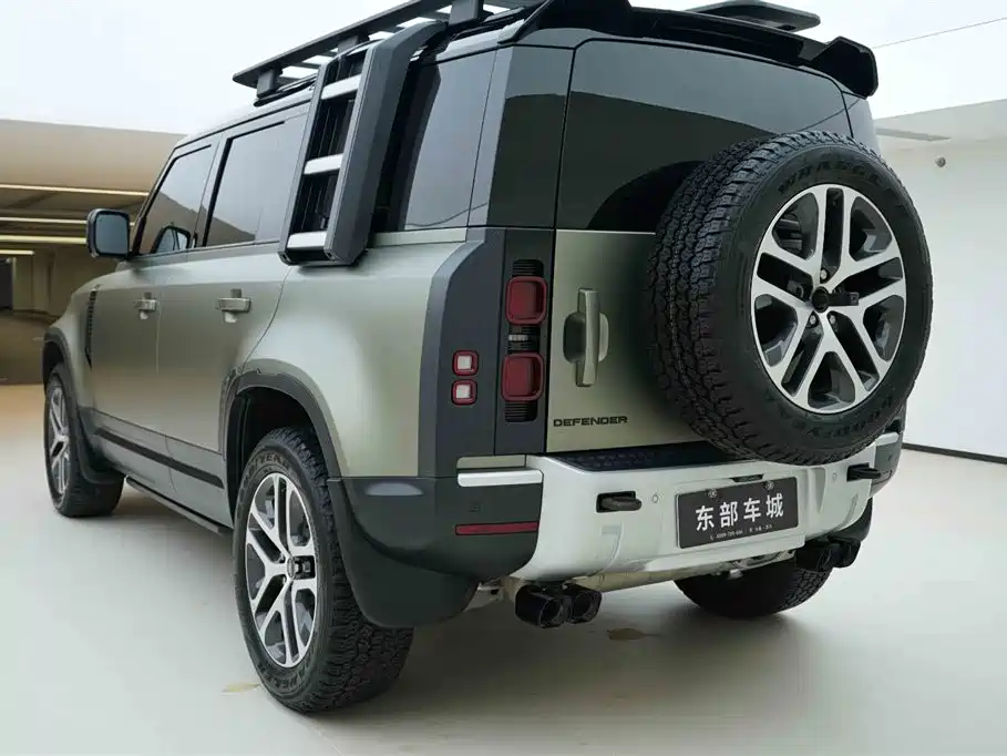 Land Rover Defender 2022 — фото 4