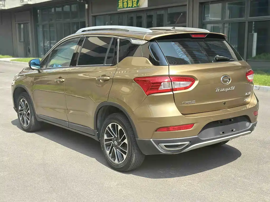 GAC Motor Trumpchi GS4 2016 — фото 18