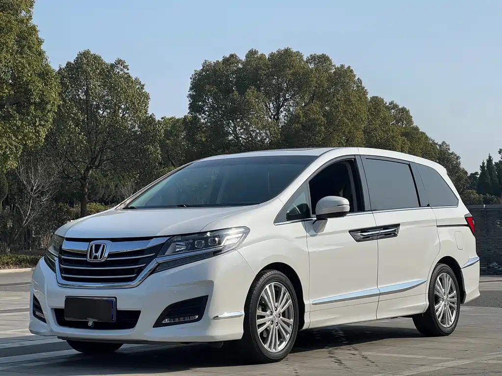 Honda Elysion 2019 — фото 1