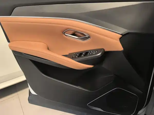 BYD Song L DM-i 2025