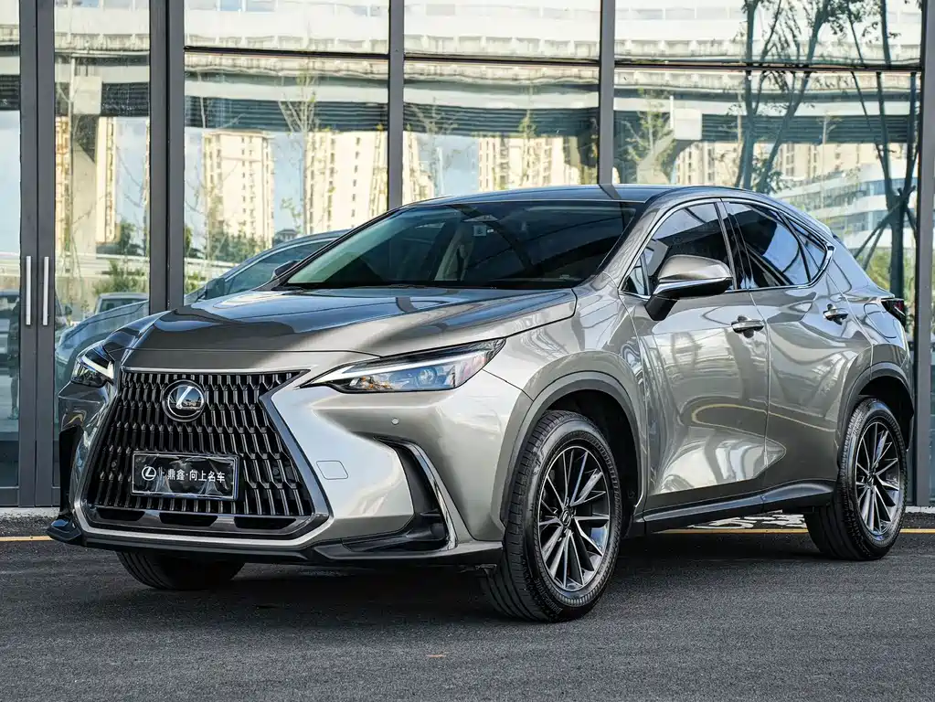 Lexus NX 2023 — фото 1