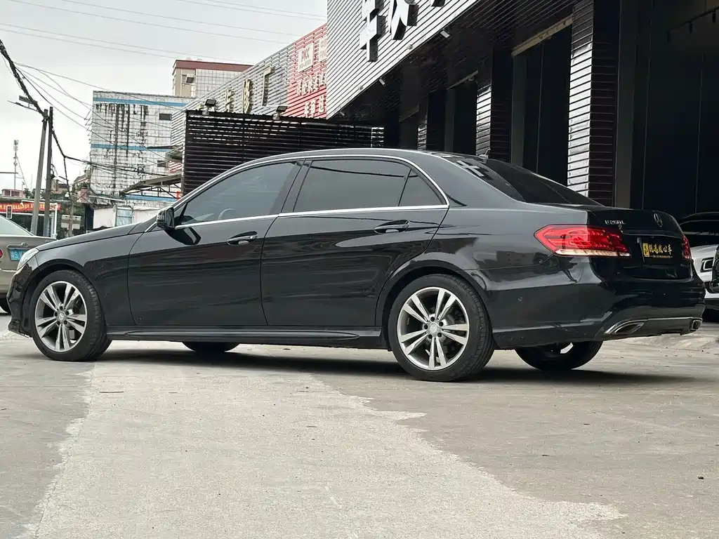 Mercedes-Benz E-Class 2015 — фото 5