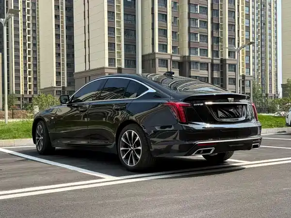 Cadillac CT5 2025