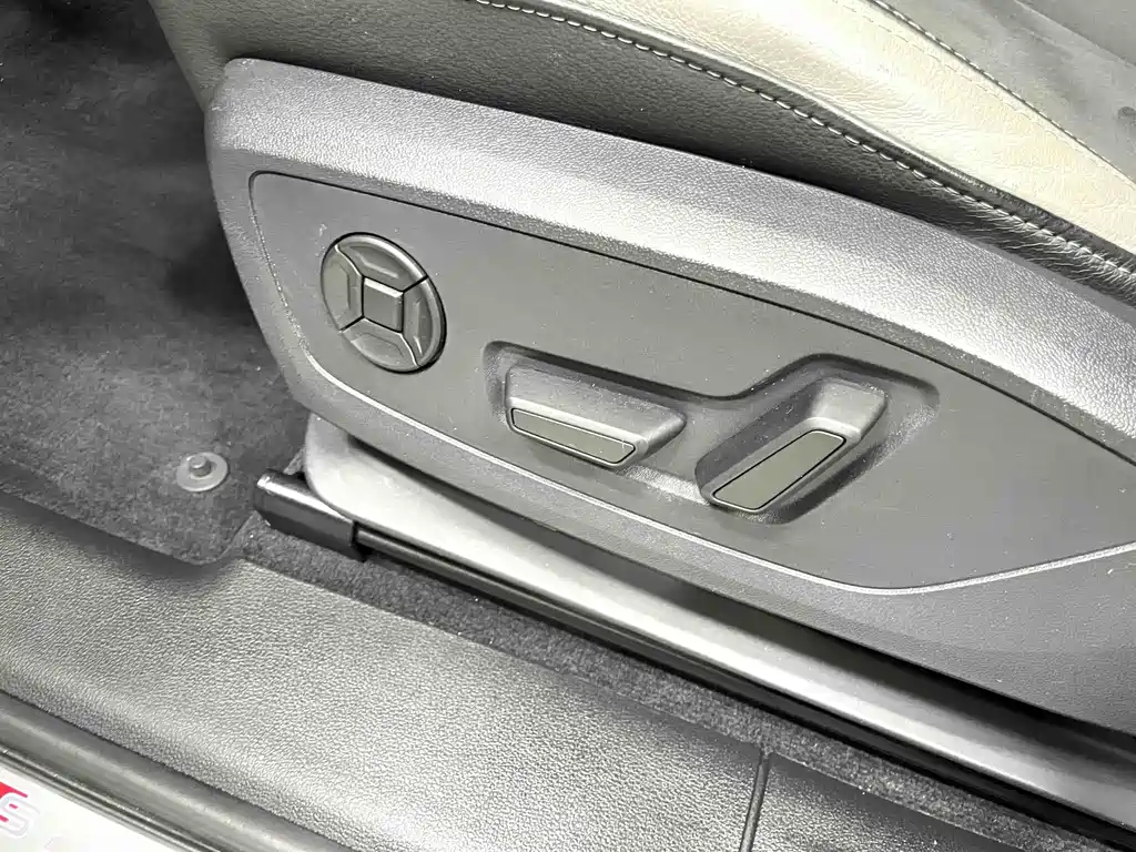 Audi Q3 2022 — фото 14