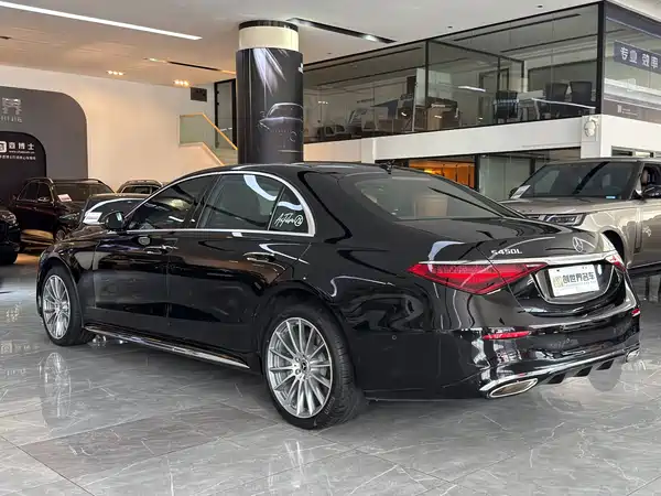 Mercedes-Benz S-Class 2021