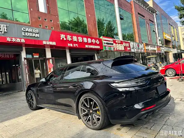 Porsche Panamera 2024