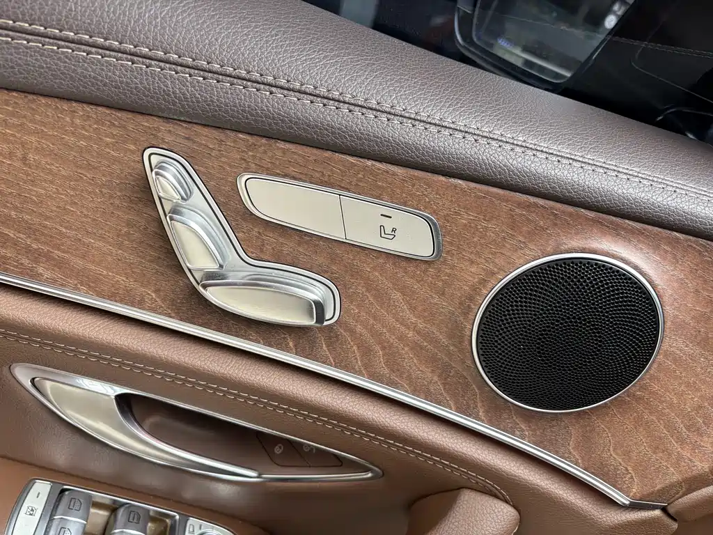 Mercedes-Benz E-Class 2018 — фото 13