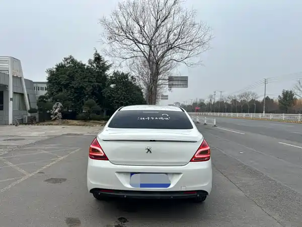 Peugeot 308 2014