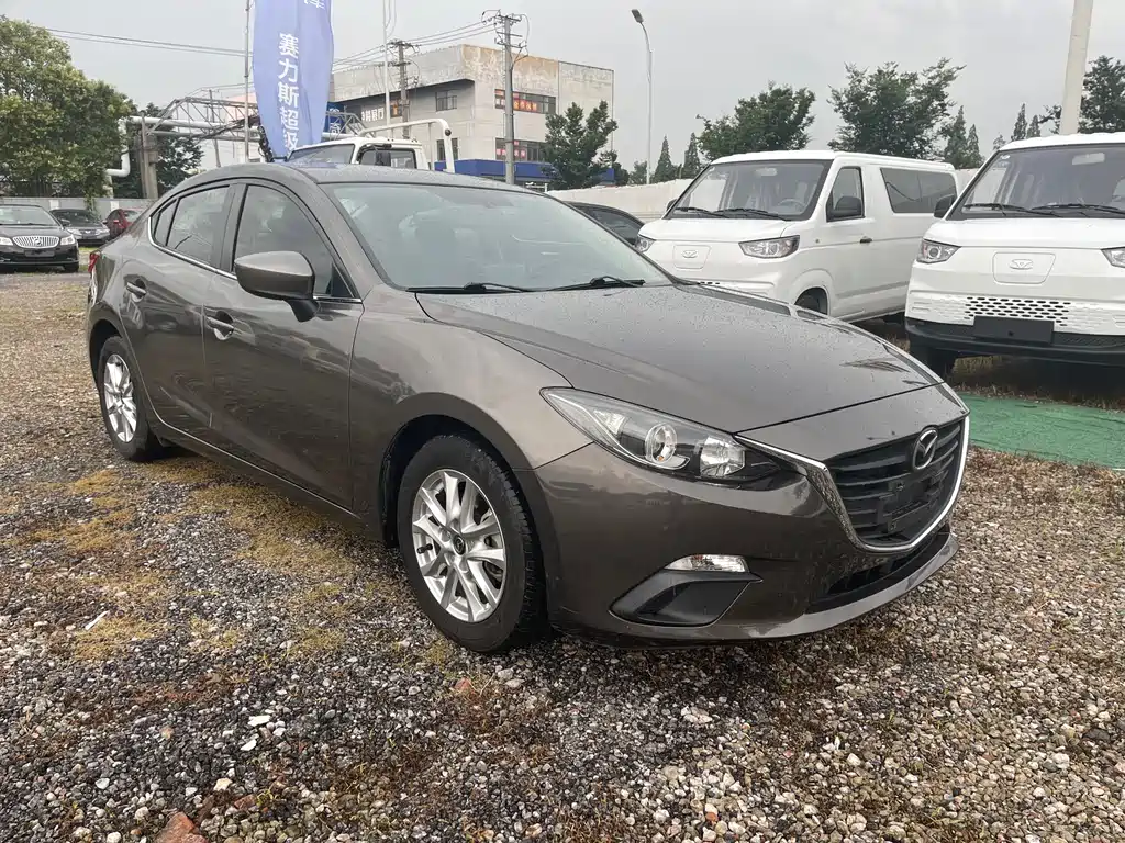 Mazda 3 Axela 2014