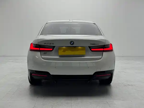 BMW i3 2022