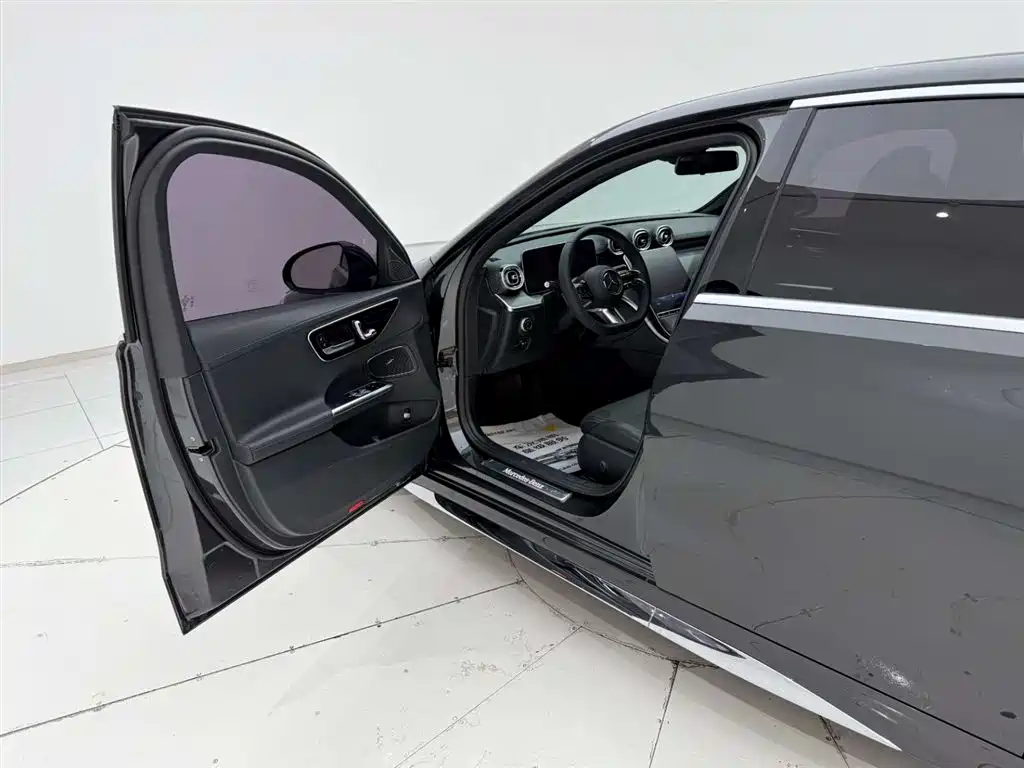 Mercedes-Benz C-Class 2022 — фото 13