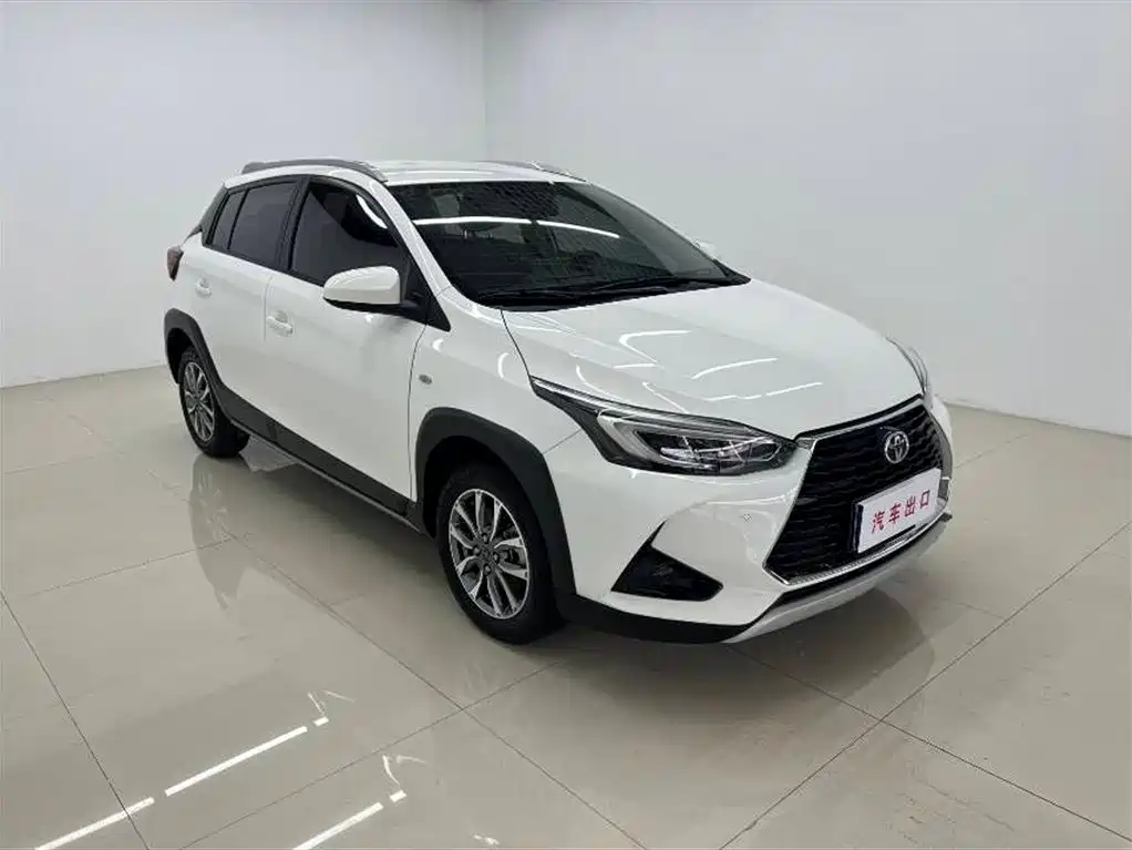 Toyota Yaris L 2022