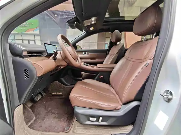 Wuling Starlight S 2024