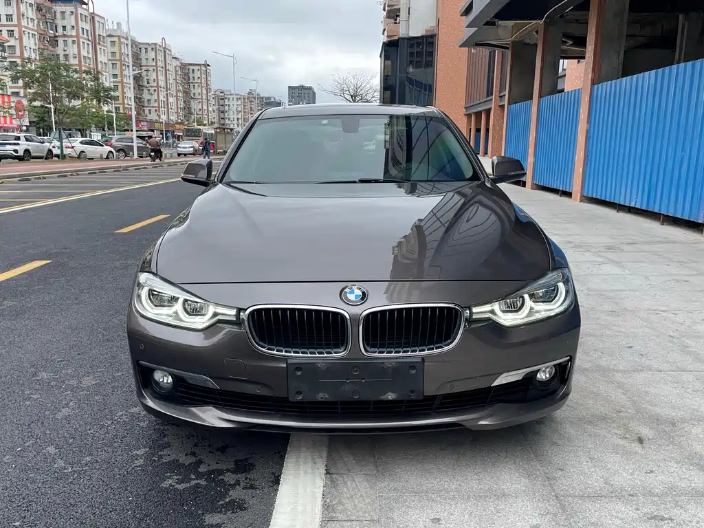 BMW 3 Series 2017