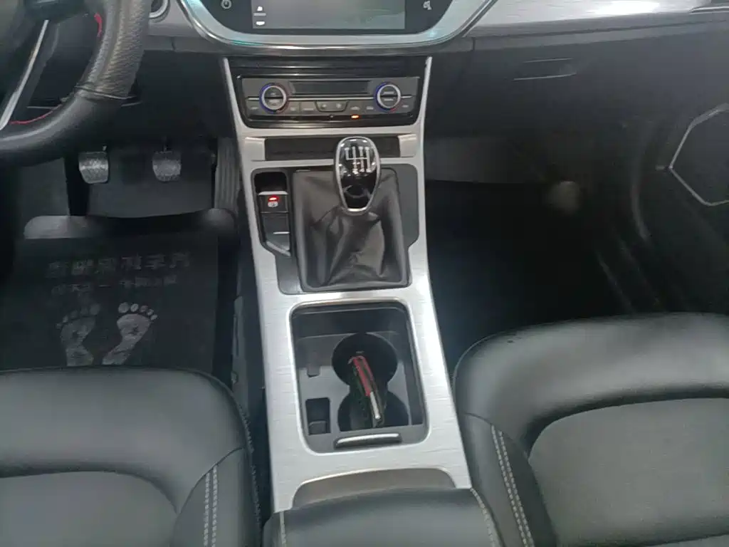 Geely Emgrand GS 2020 — фото 14