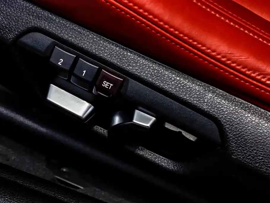 BMW M4 2019 — фото 11