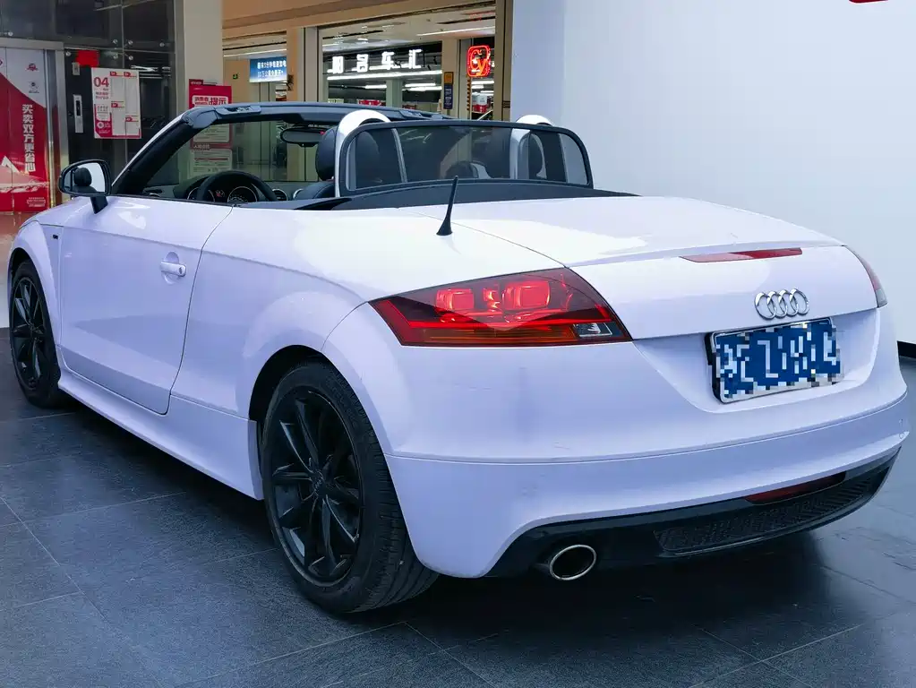 Audi TT 2015 — фото 8