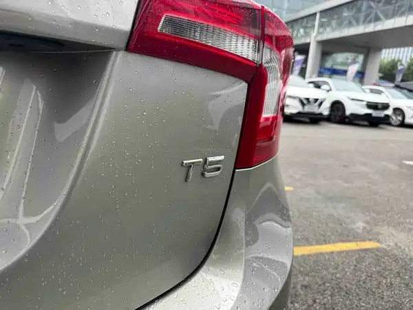 Volvo S60 2012