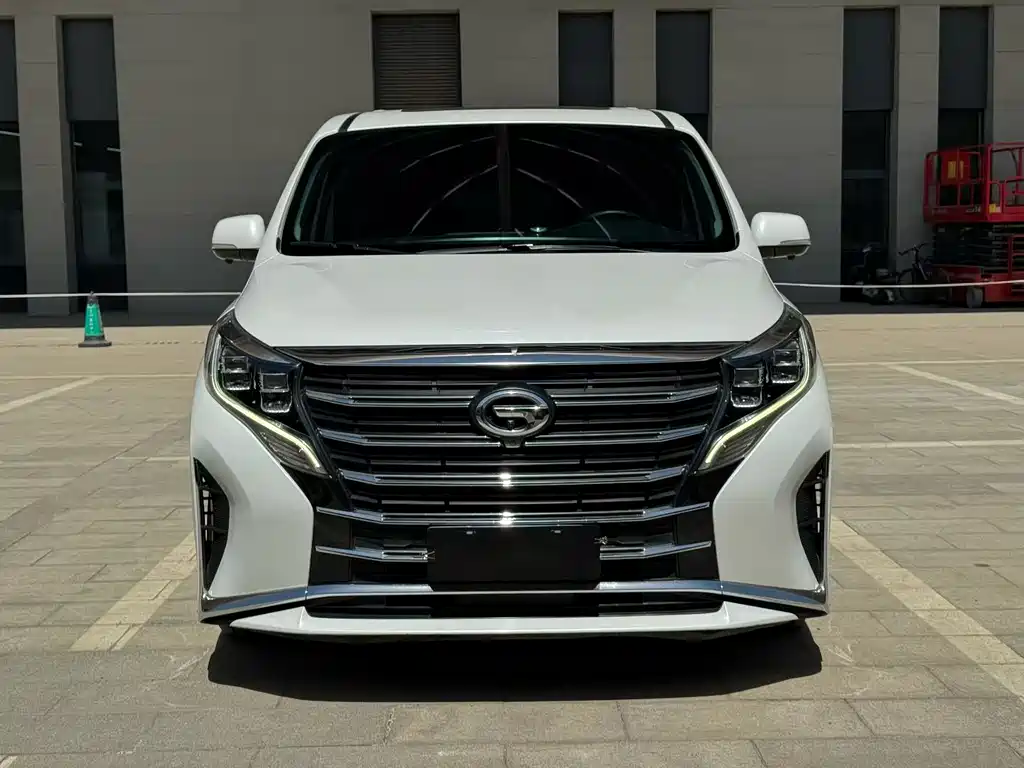 GAC Motor Trumpchi M8 2023 — фото 2