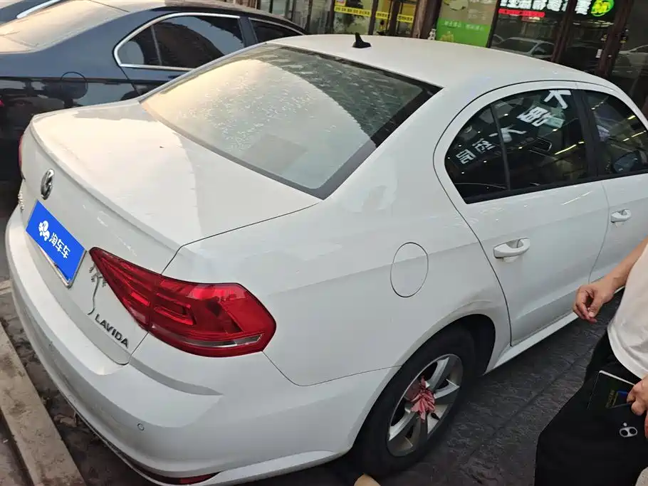Volkswagen Lavida 2016
