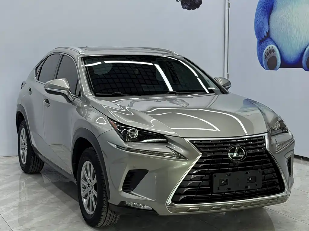 Lexus NX 2020 — фото 3