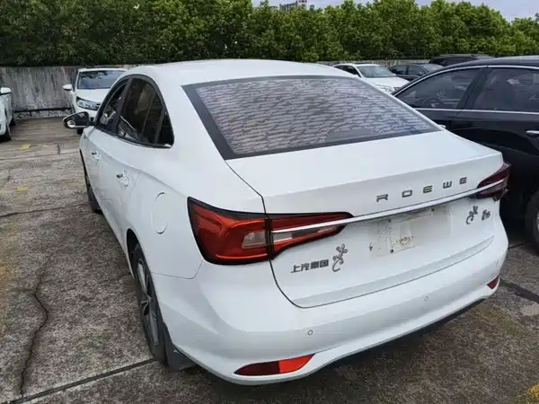 Roewe i5 2019