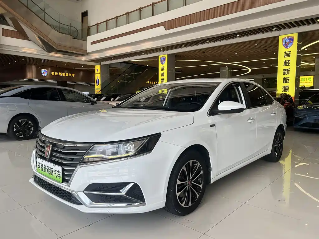 Roewe i6 New Energy 2020 — фото 1