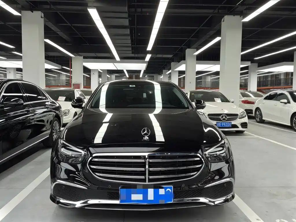 Mercedes-Benz E-Class 2023