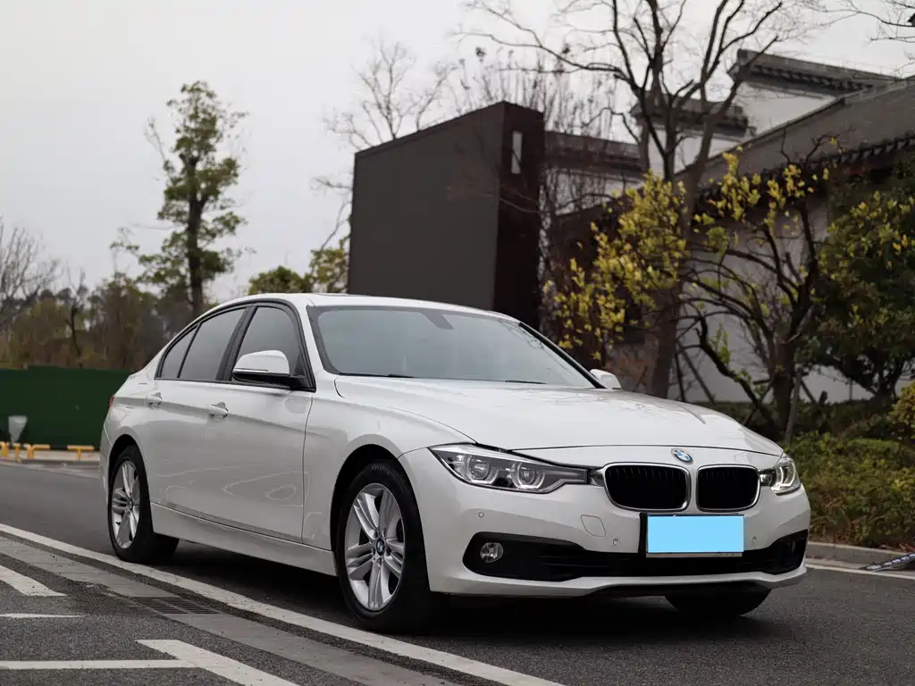 BMW 3 Series 2016 — фото 3