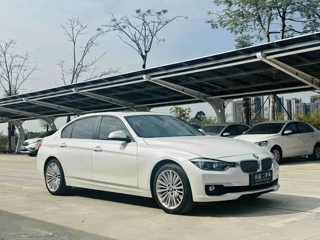 BMW 3 Series 2018 — фото 3