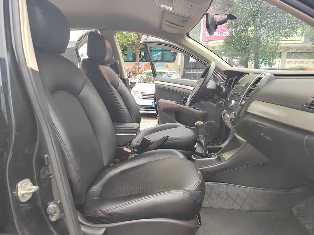 Nissan Sylphy 2016