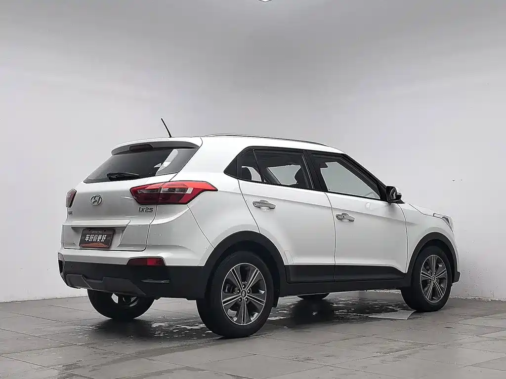 Hyundai ix25 2016 — фото 2