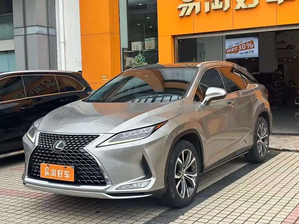 Lexus RX 2021