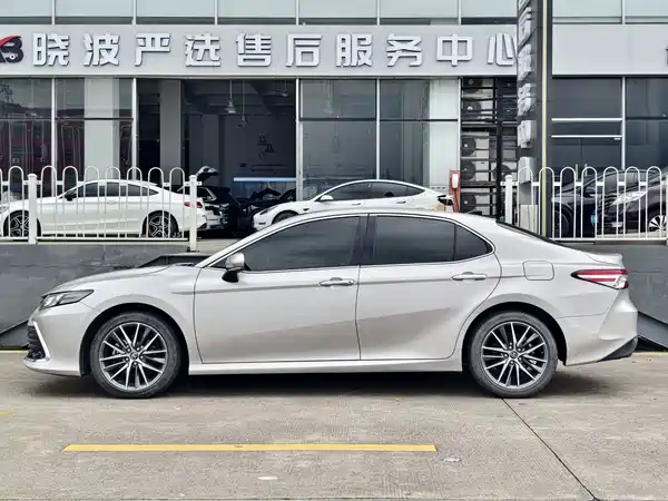 Toyota Camry 2023