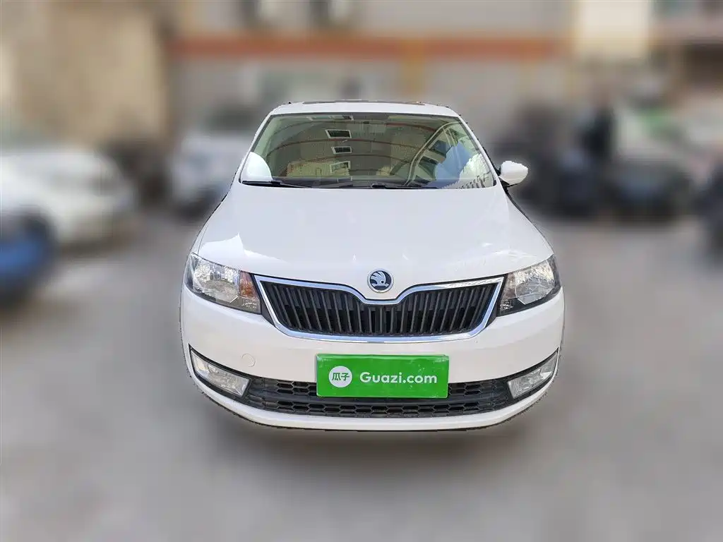 Skoda Rapid 2016 — фото 24