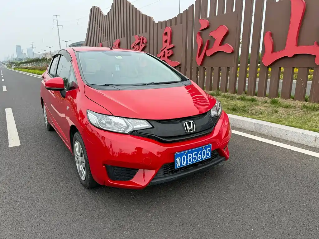 Honda Fit 2016 — фото 3