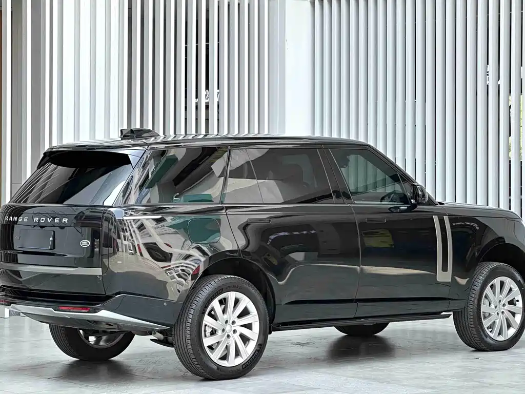 Land Rover Range Rover 2024 — фото 4