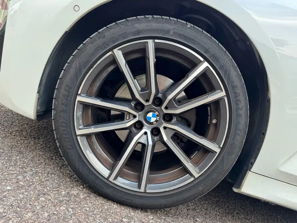 BMW 3 Series 2020 — фото 10