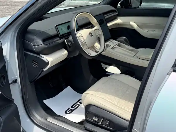 NIO ES6 2025